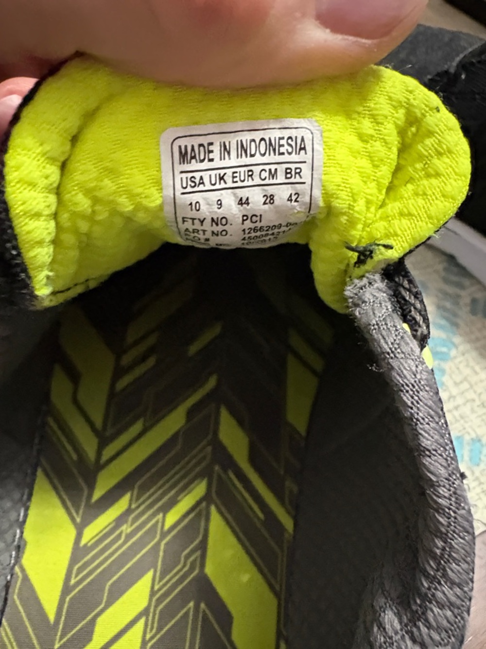 Under Armour Men's Casual Sneakers - Picture 3 of 5